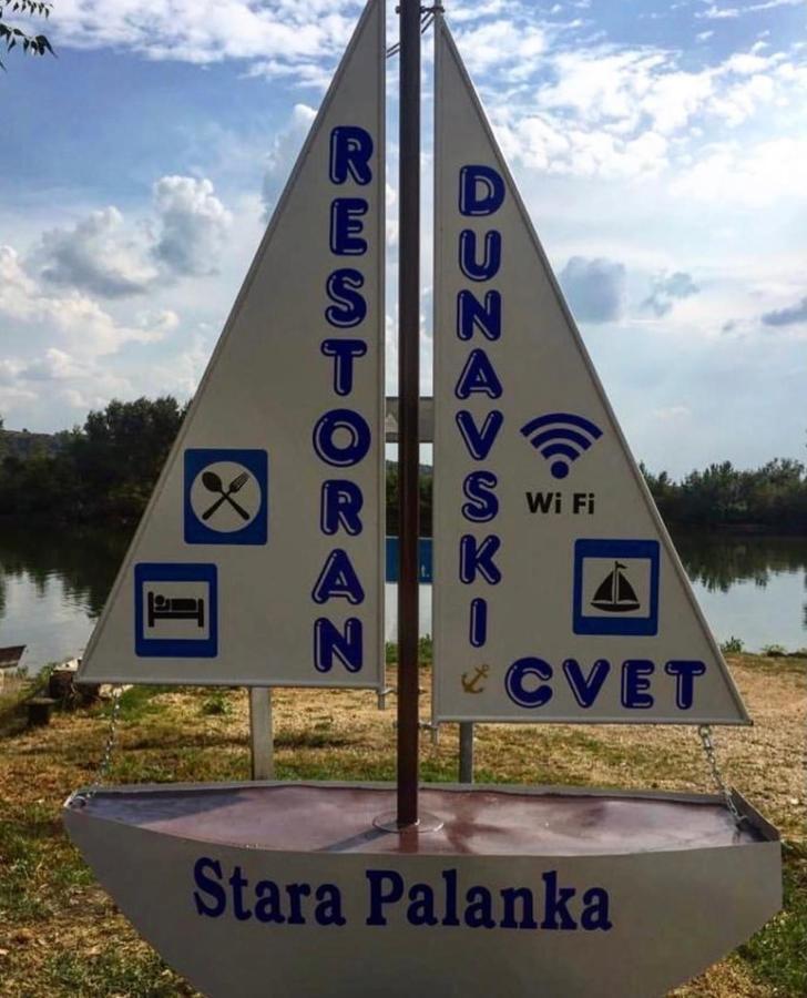 Dunavski Cvet Banatska Palanka Esterno foto